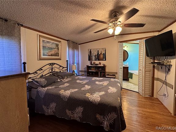 4th image of 5325 S Thrasher Ave