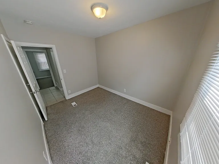 28218 Maple St — Photo 6