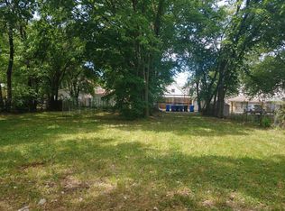 9329 S Chappel Ave, Chicago, IL 60617