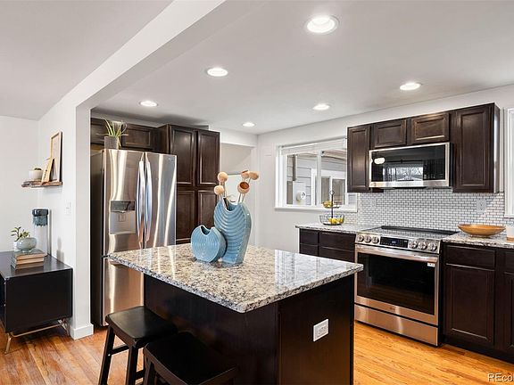 3rd image of 1126 W Princeton Place