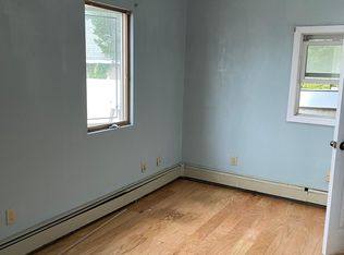 1140 Lorraine Dr, Franklin Square, NY 11010