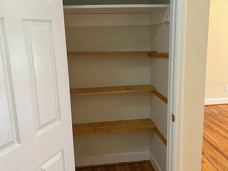 307 Dunedin Dr — Photo 4