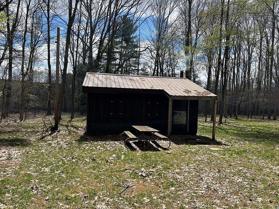1st image of 119 Bent Timber Ln