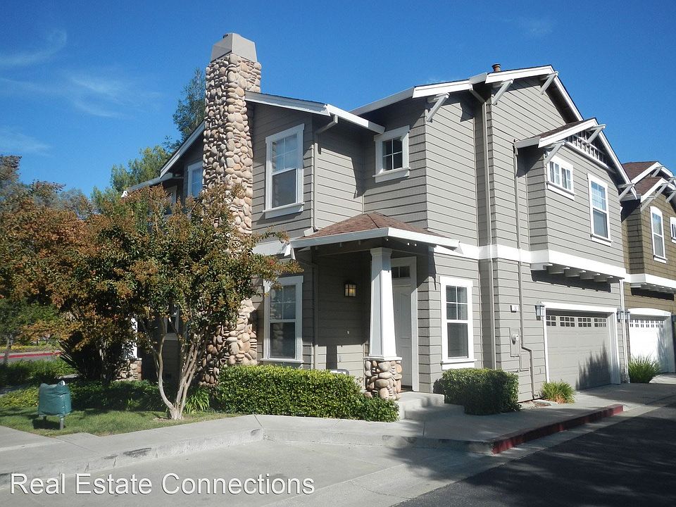 1st image of 101 Cuesta De Los Gatos Way