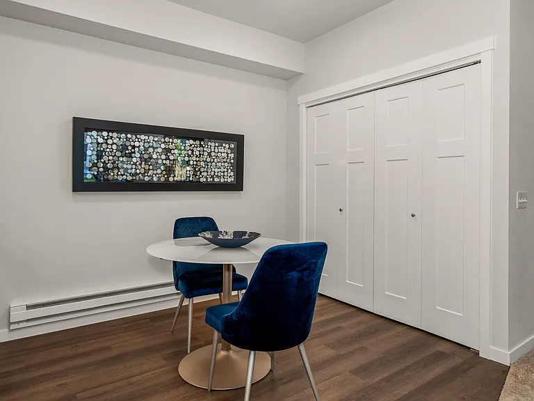 Rivers Edge Apartments — Photo 59