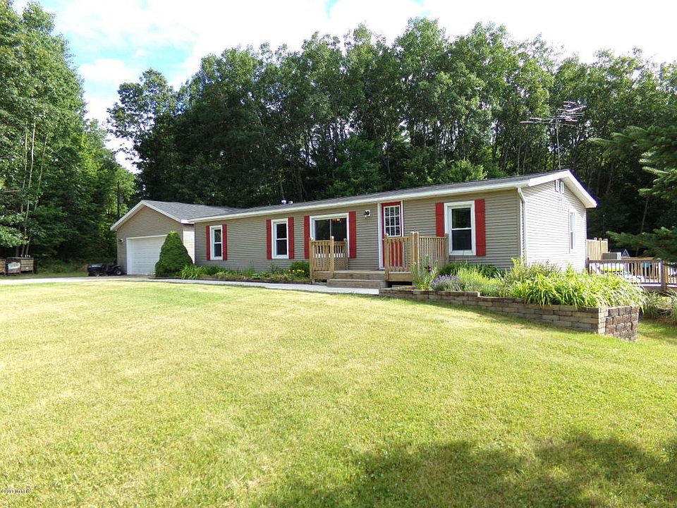 1st image of 15650 Myers Lake Ave