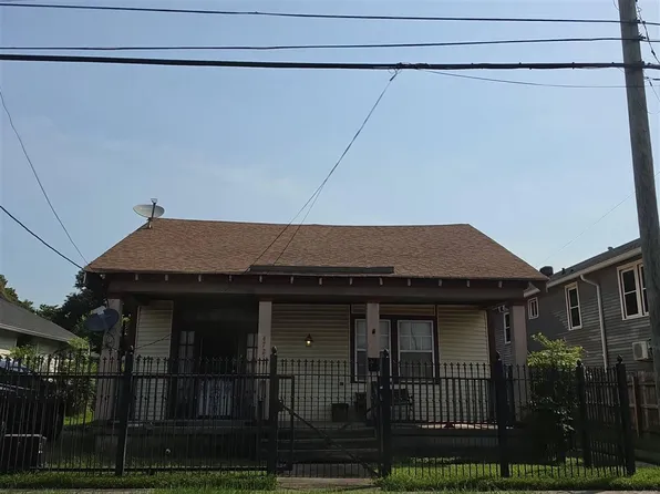 4721 Baudin St, New Orleans, LA 70119
