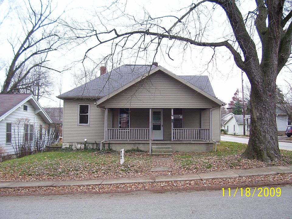 1st image of 1113 S Washington St #1
