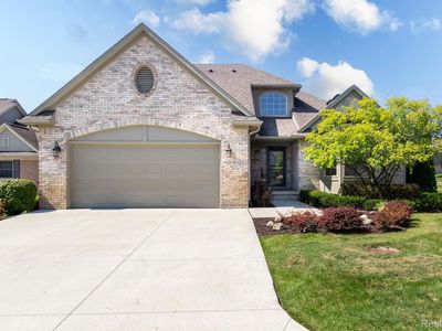 20622 Golf Ridge Cir, Livonia, MI, 48152