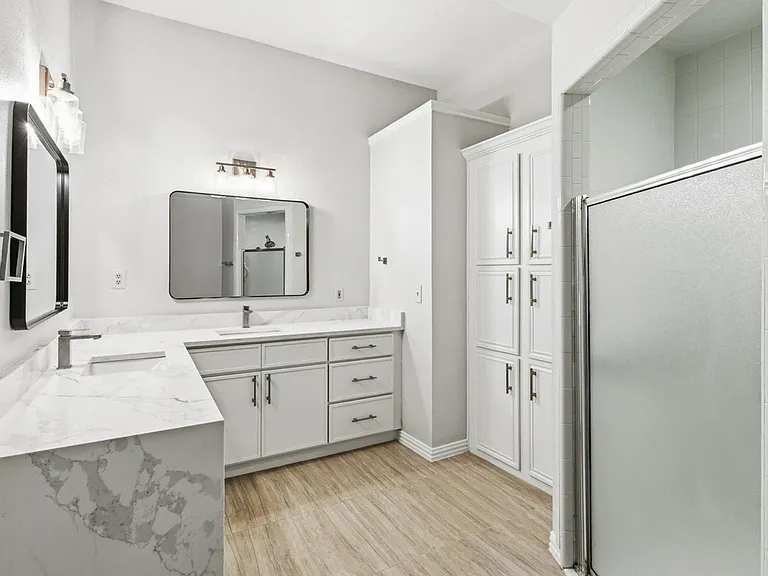 3251 Bellville Dr — Photo 5