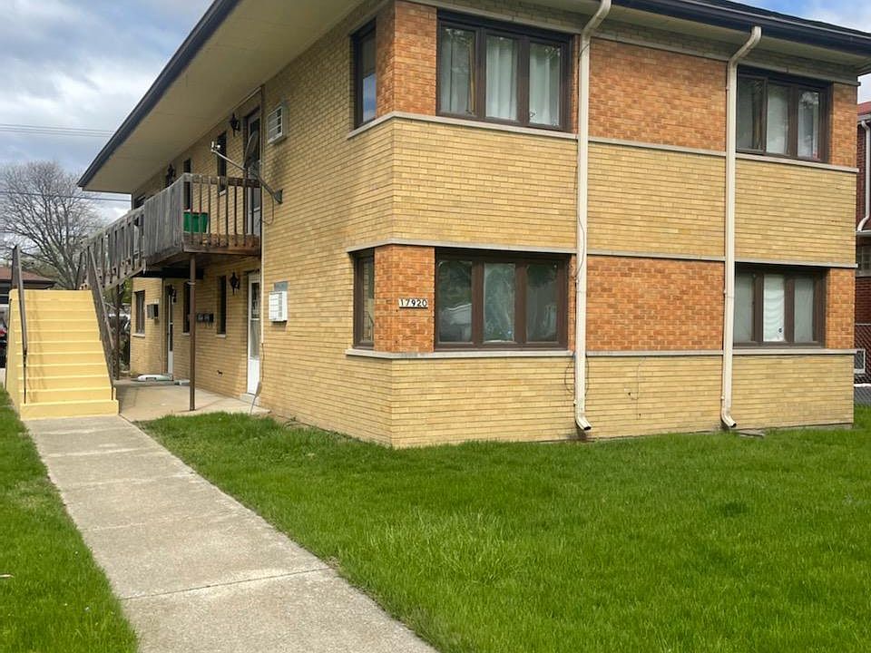 1st image of 17920 Wentworth Ave #3