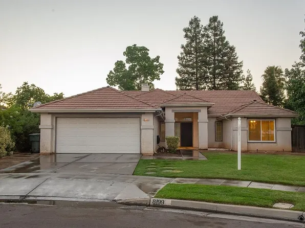 8199 N 6th St, Fresno, CA 93720