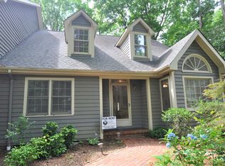 105 Long Shadow Ln, Cary, NC 27518