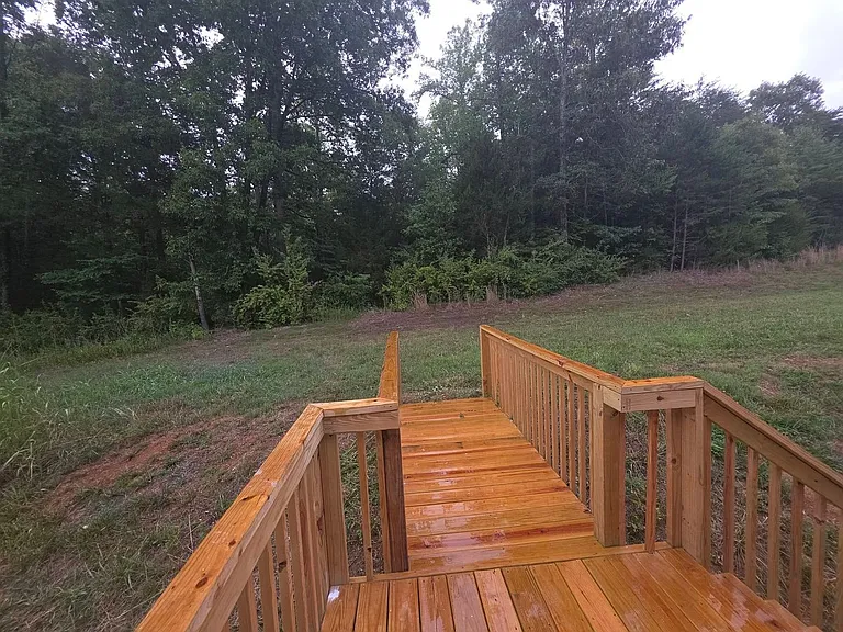 803 Bonfire Dr — Photo 11