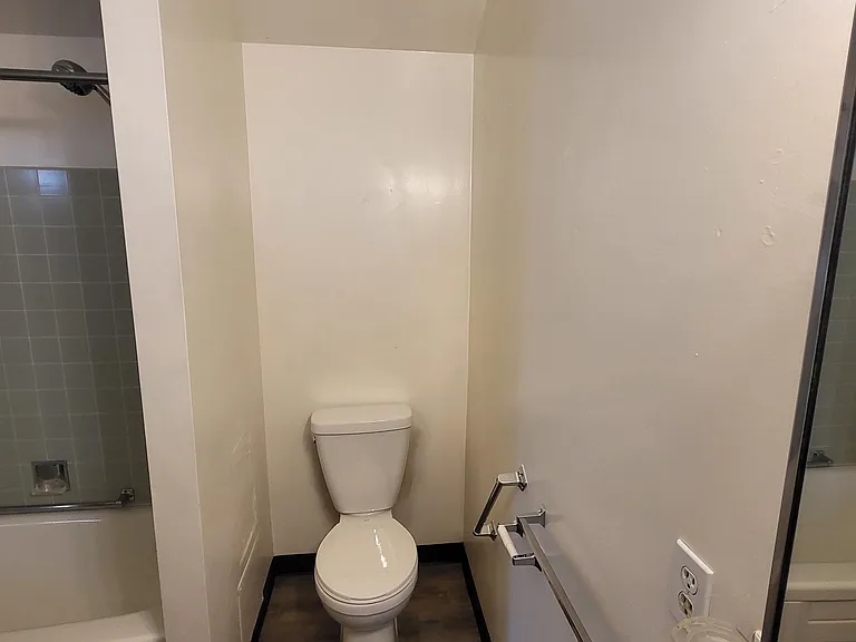 1734 W Shaw Ave — Photo 28