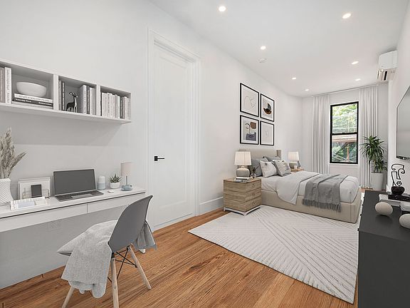 3rd image of 117 N 4th St APT 2R
