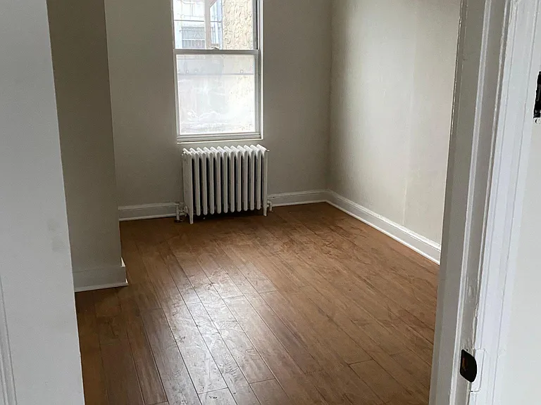 535 Titan St — Photo 12