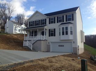 120 Brookdale Dr, Morgantown, WV 26508