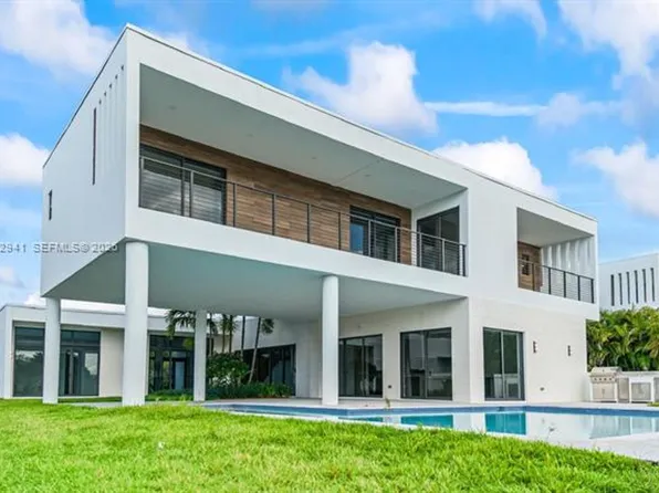 16680 N Botaniko Dr N, Weston, FL 33326