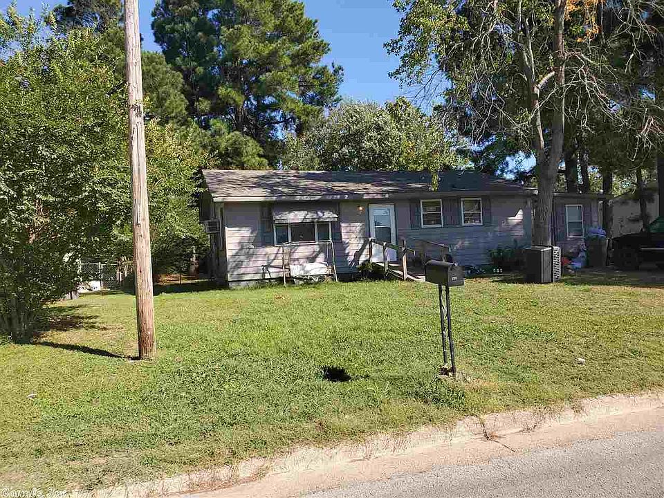 2nd image of 301 N 15th Ave