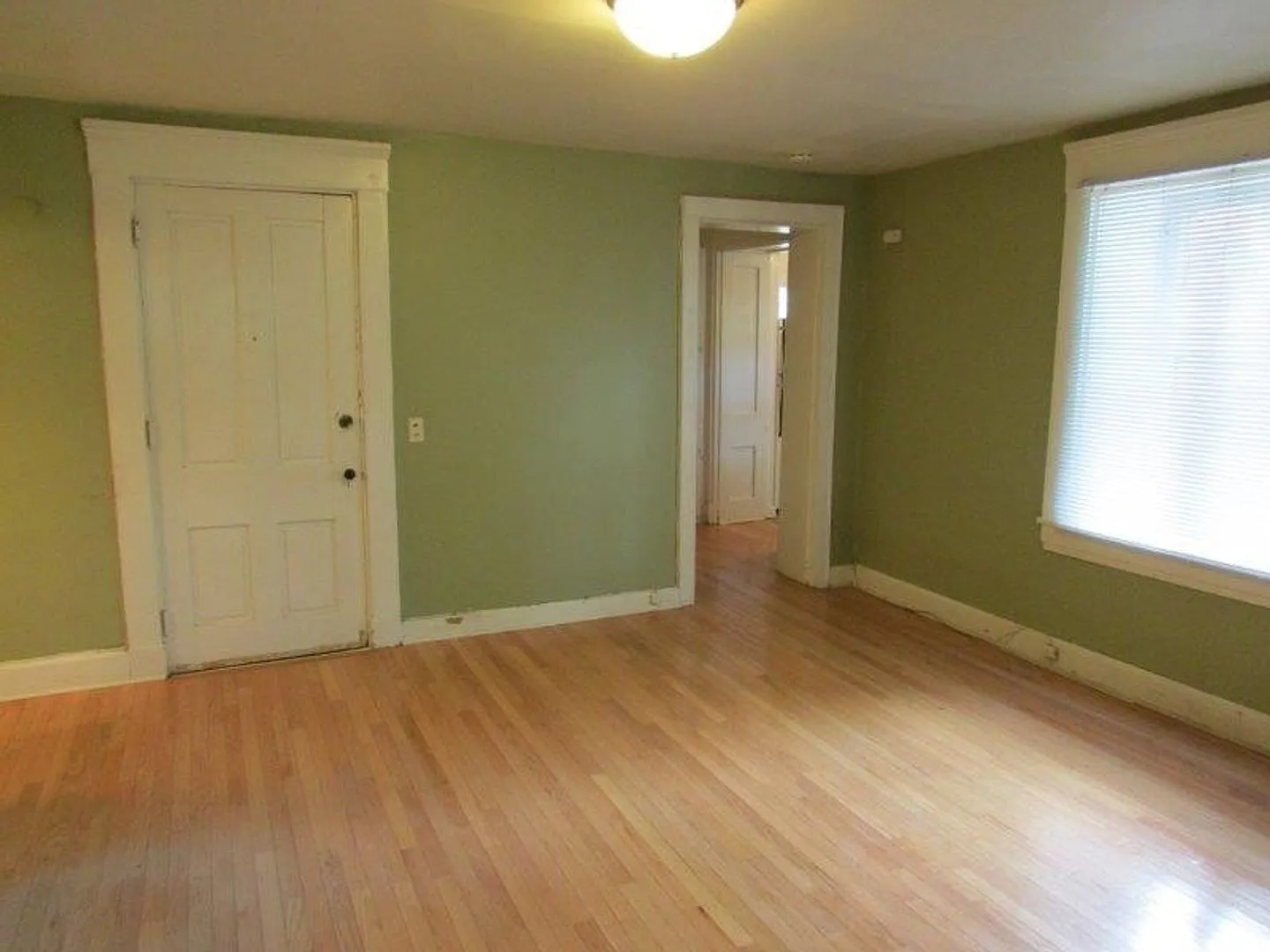 1033 Spaight Street — Photo 2
