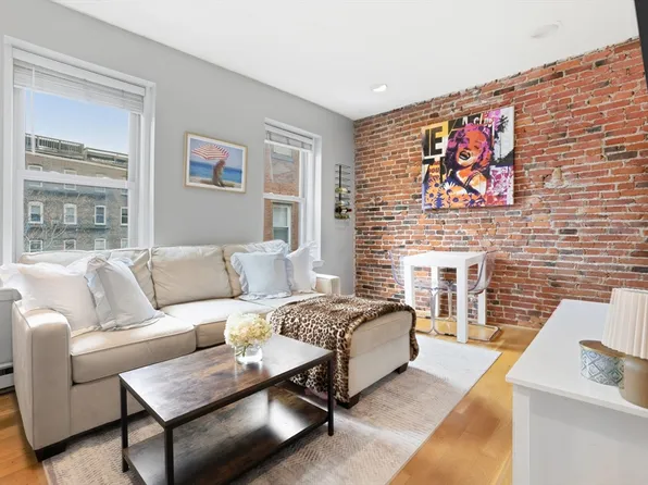 16 Foster St APT 7, Boston, MA 02109