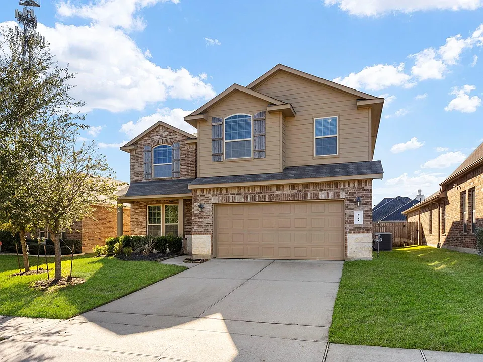 8711 Alicia Dr