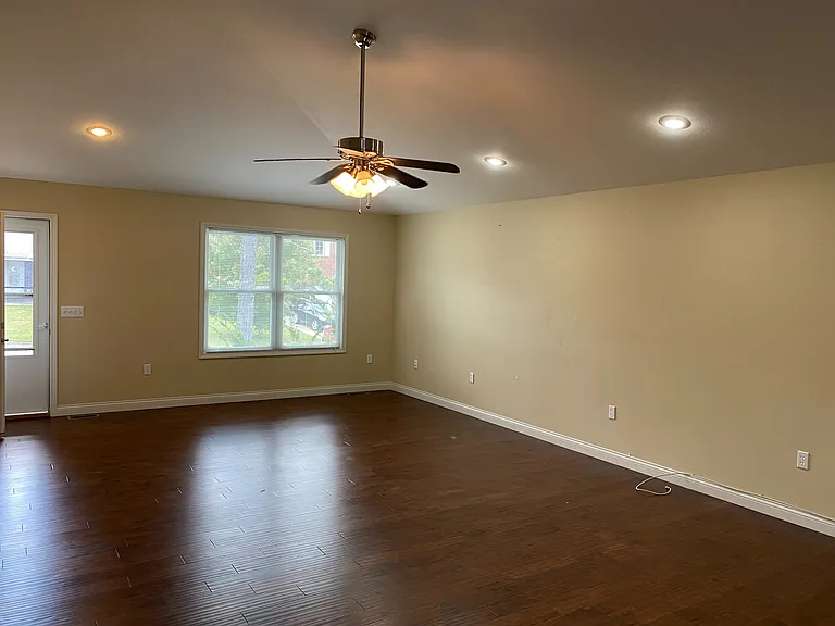 11975 Village Cir #11975 — Photo 3