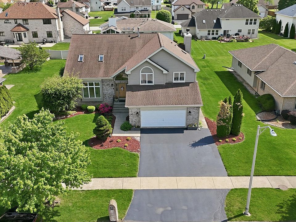 1st image of 4533 Morning Glory Dr