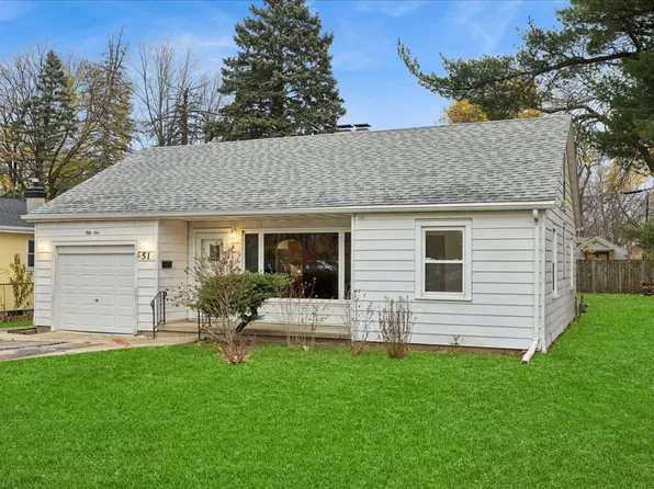 51 N McLean Blvd, Elgin, IL 60123