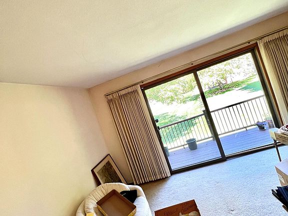 5th image of 2125 Cranbrook Dr NE #40