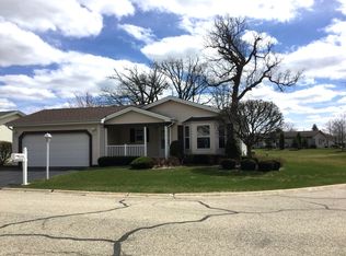 2722 Bluegrass Ct, Grayslake, IL 60030