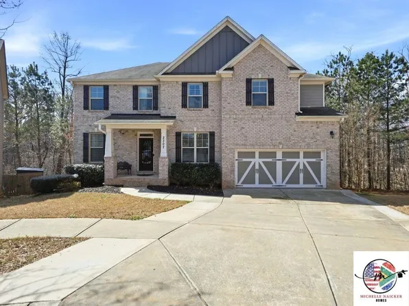 2307 Loughridge Dr, Buford, GA 30519