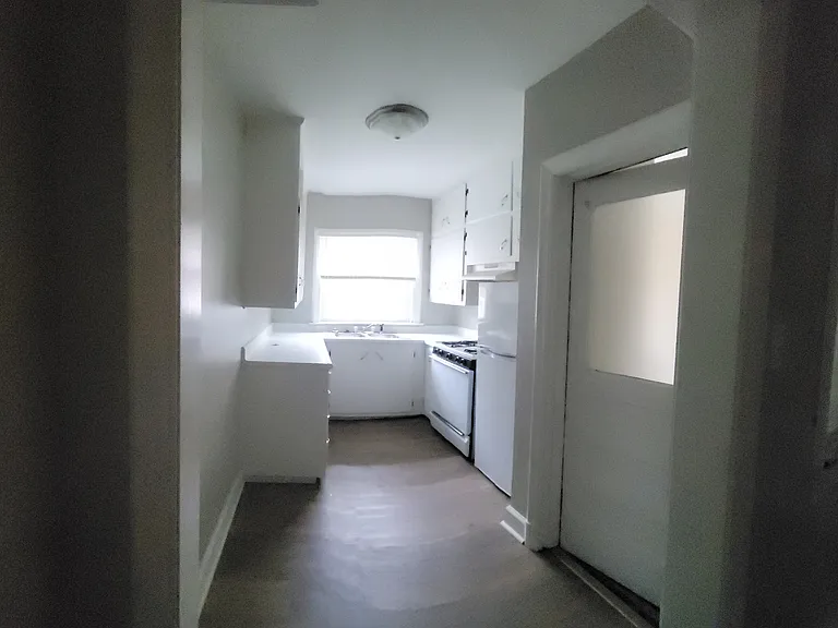 2905 High St #2 — Photo 6