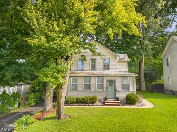 113 Harrison Ave, Roseland Boro, NJ 07068