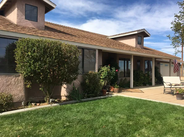 10208 Carrissa Ave, Hesperia, CA 92345