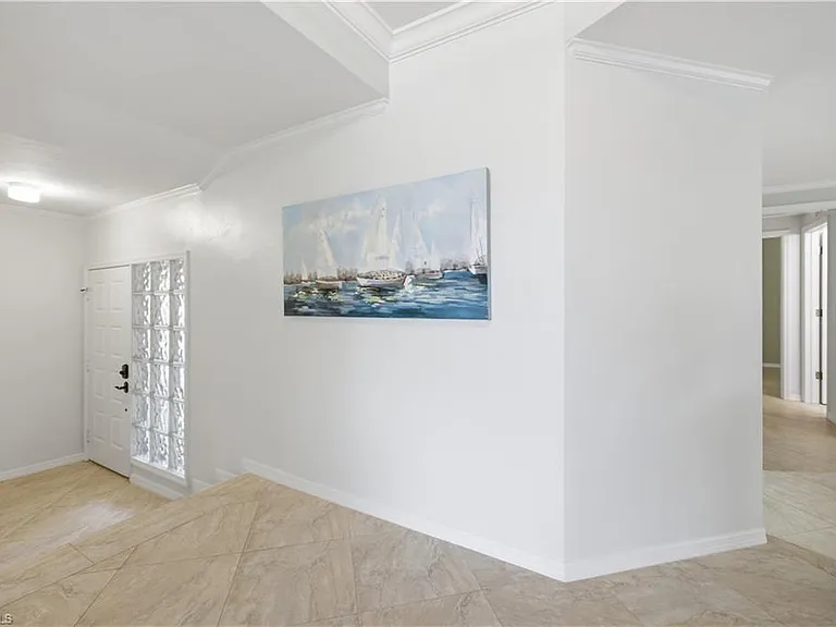 26901 Wedgewood Dr #101 — Photo 3