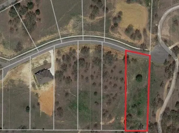 4032 Highland Oaks Ln, Cleburne, TX 76031