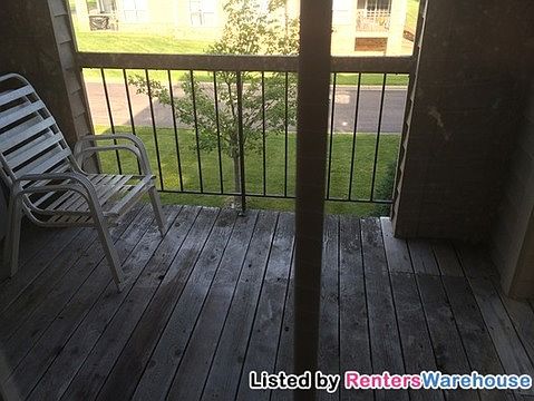 4th image of 6145 Chasewood Pkwy APT 104