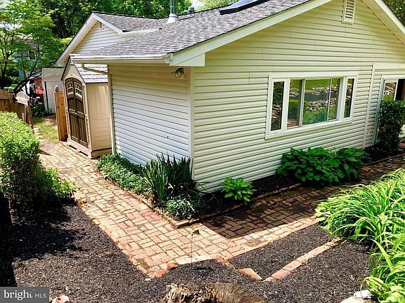 Shed & Side Walk (Apr '19)