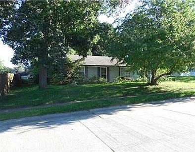 1st image of 3948 Greenmont Dr