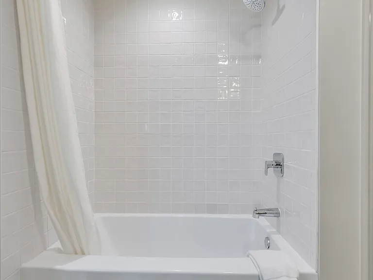 6045 Sound Ave — Photo 27