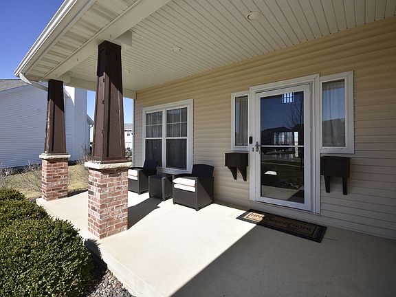 2nd image of 3638 Napa Ln