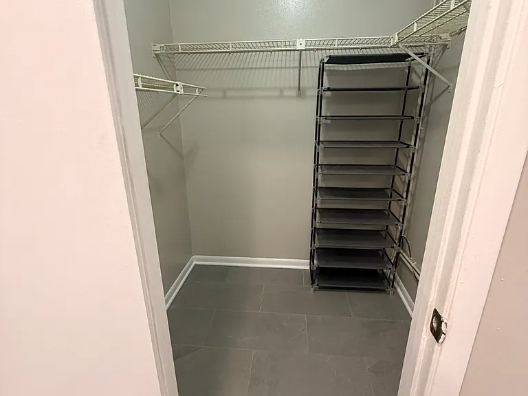 914 Tokalon Ct — Photo 10