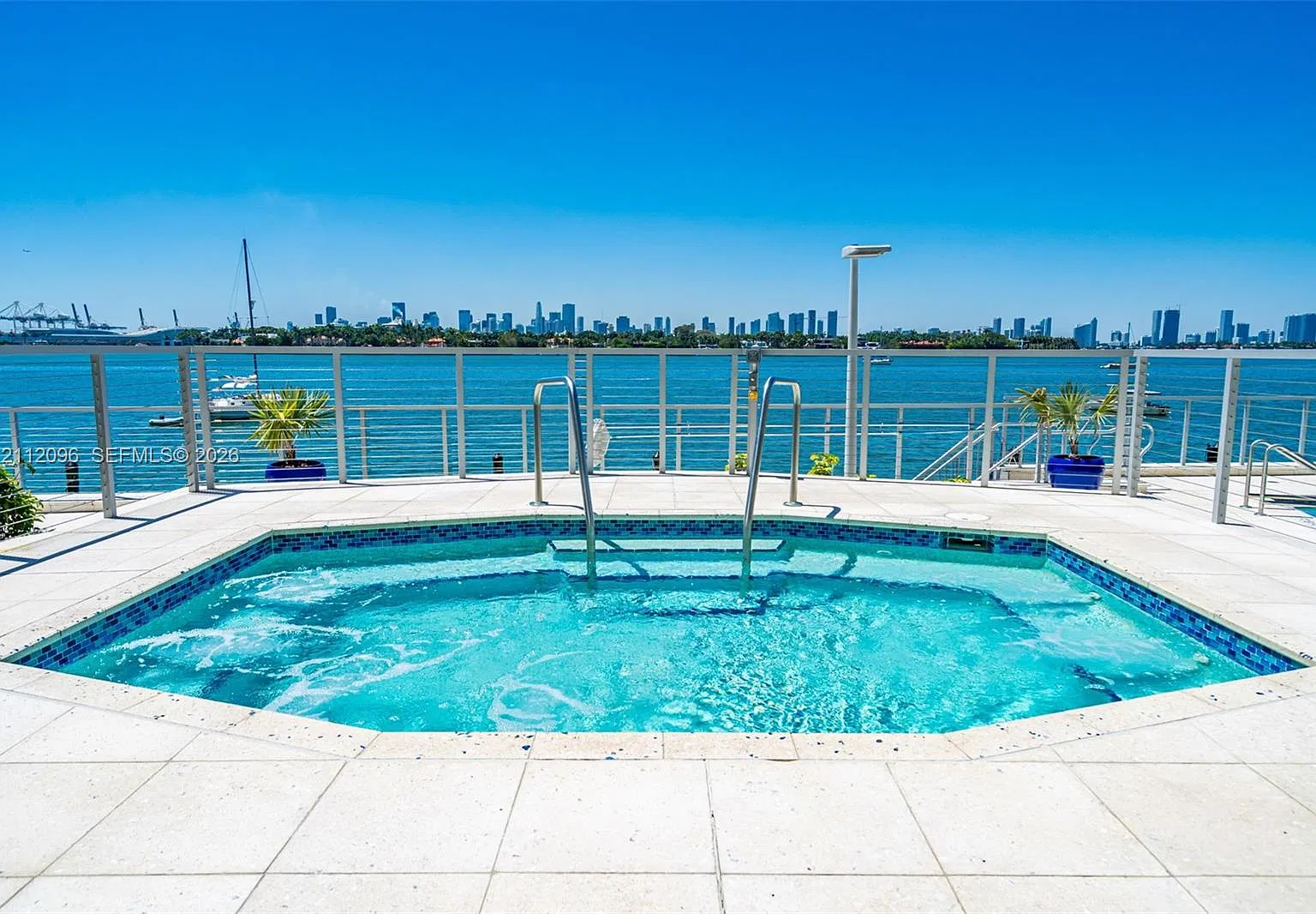 South Bay Club Condo — Photo 3