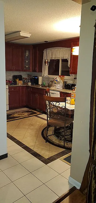 2139 Brittany Ln photo 1
