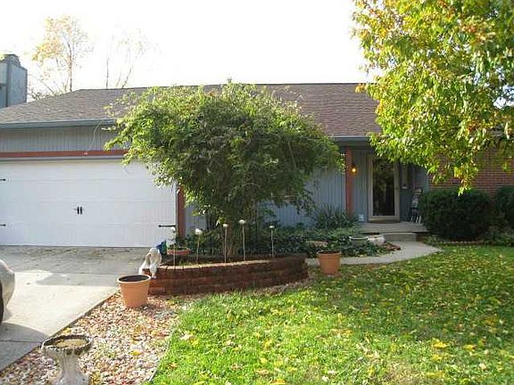 3rd image of 6332 Latona Ct