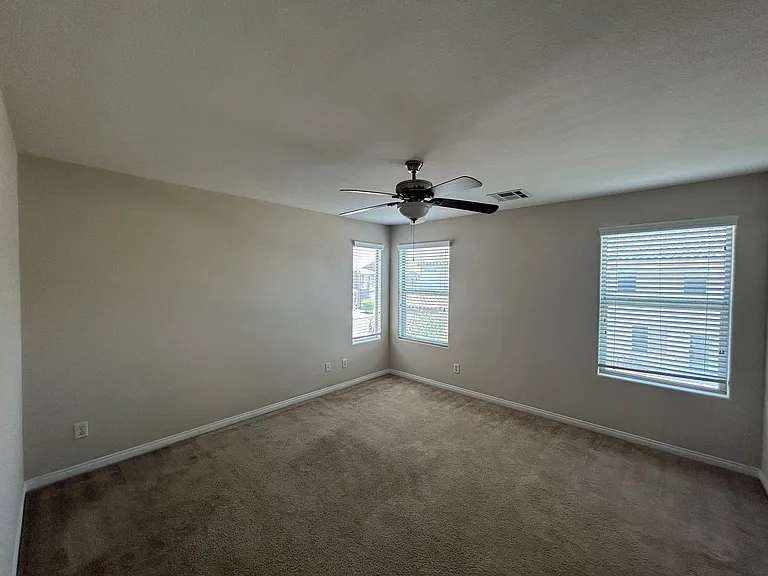 5553 Chapin Mesa Ave — Photo 11