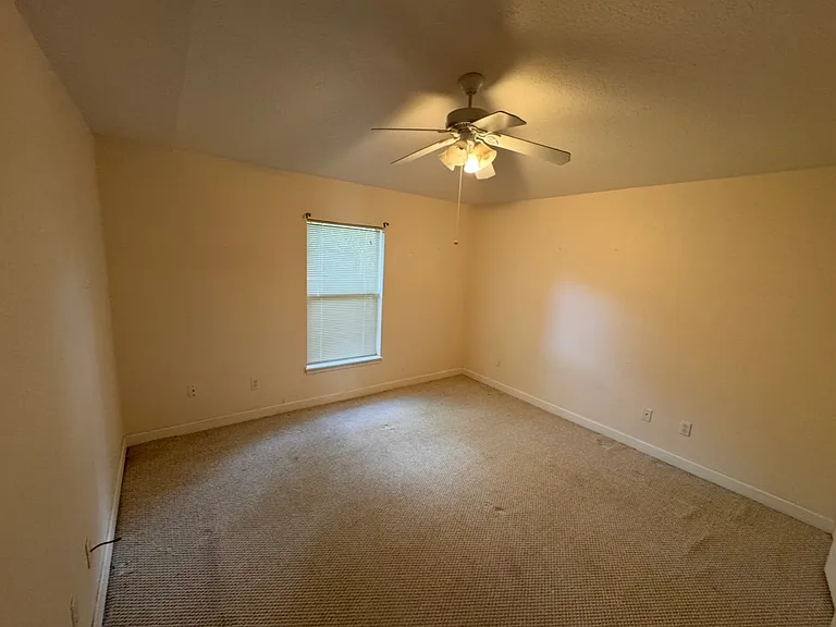 503 Ridgewood St — Photo 16