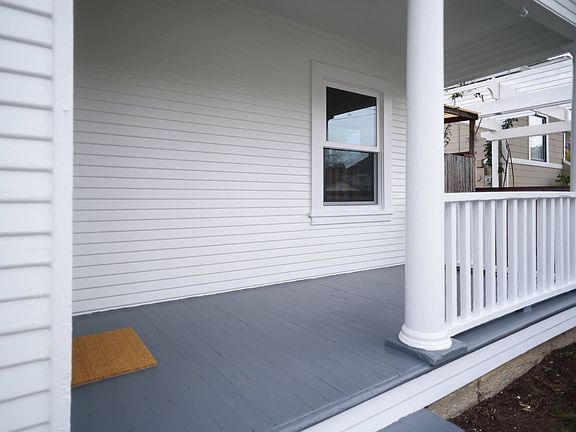 3rd image of 104 Sunnyside Ave